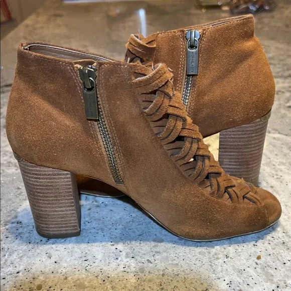 Michael Kors Brown Suede Heeled Boots Ankle Booties Size 6 - Picture 6 of 9